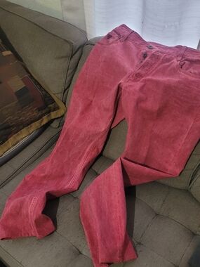 Guess Men’s Straight Jeans in Washed Red